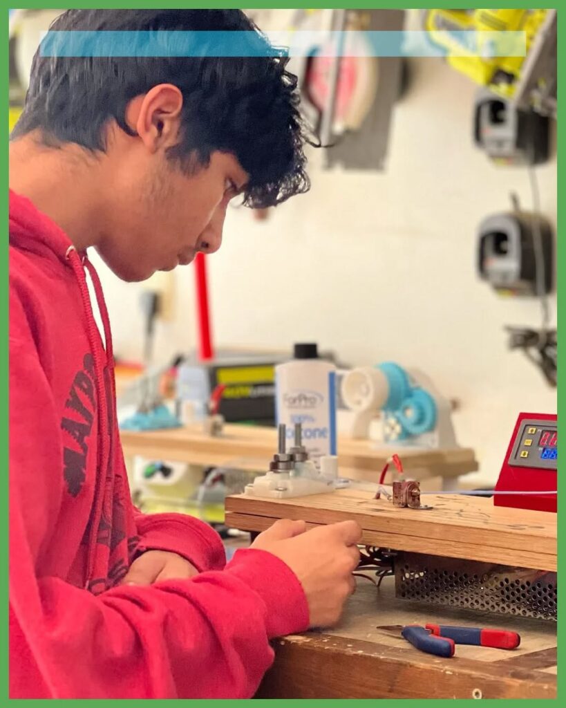 SeaPerch | Eye On Ivy