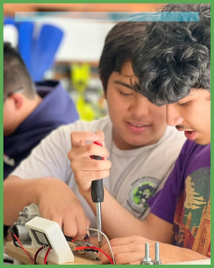 SeaPerch | Eye On Ivy